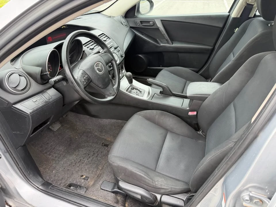 2011 Mazda Mazda 3 2nd Gen - Image 9 of 17