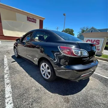 2011 Mazda Mazda3 i Sport Sedan 4D