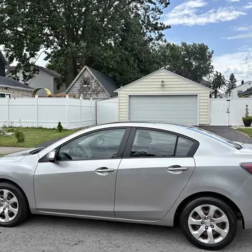 2011 Mazda Mazda3 i Sport Sedan 4D