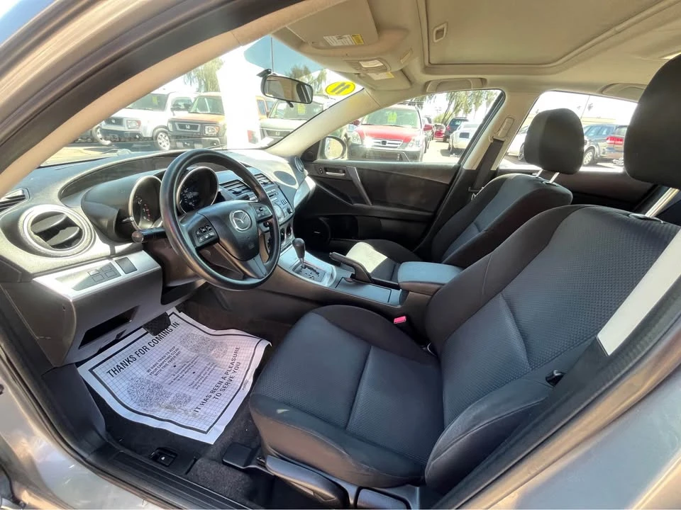 2011 Mazda Mazda 3 2nd Gen - Image 5 of 10