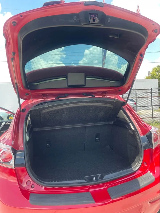 2011 Mazda Mazda 3 2nd Gen - Image 11 of 13