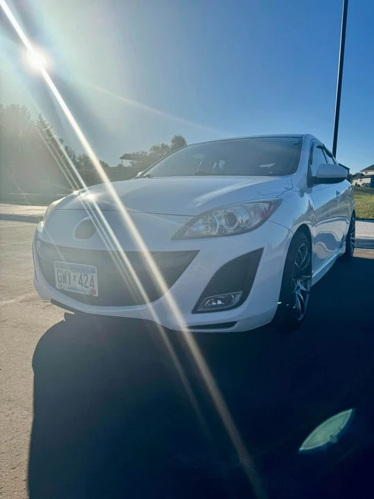 2011 Mazda Mazda 3 2nd Gen - Image 2 of 11