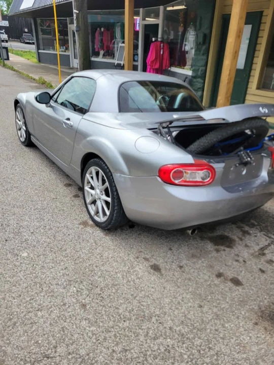2011 Mazda NC MX-5 Miata - Image 5 of 17