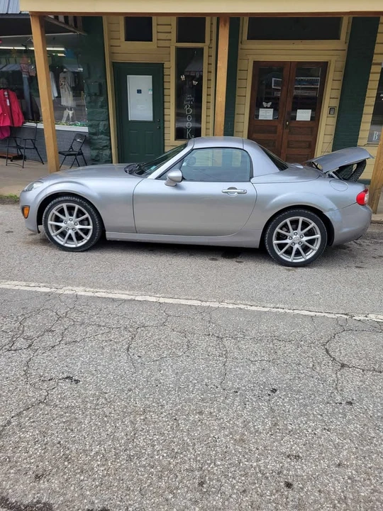 2011 Mazda NC MX-5 Miata - Image 4 of 17