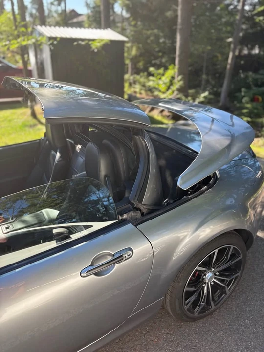 2011 Mazda NC MX-5 Miata - Image 12 of 15