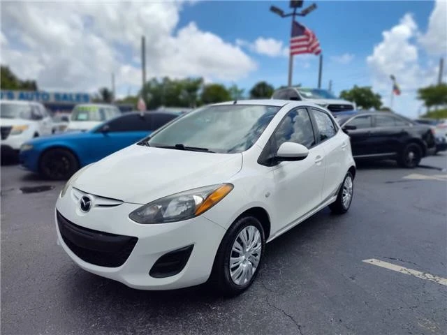 2011 Mazda Mazda 2 2nd Gen - Image 2 of 21