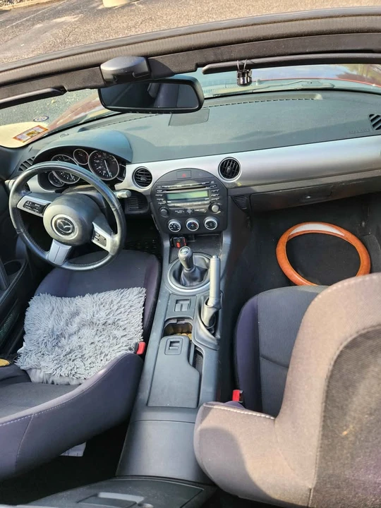 2011 Mazda NC MX-5 Miata - Image 8 of 9