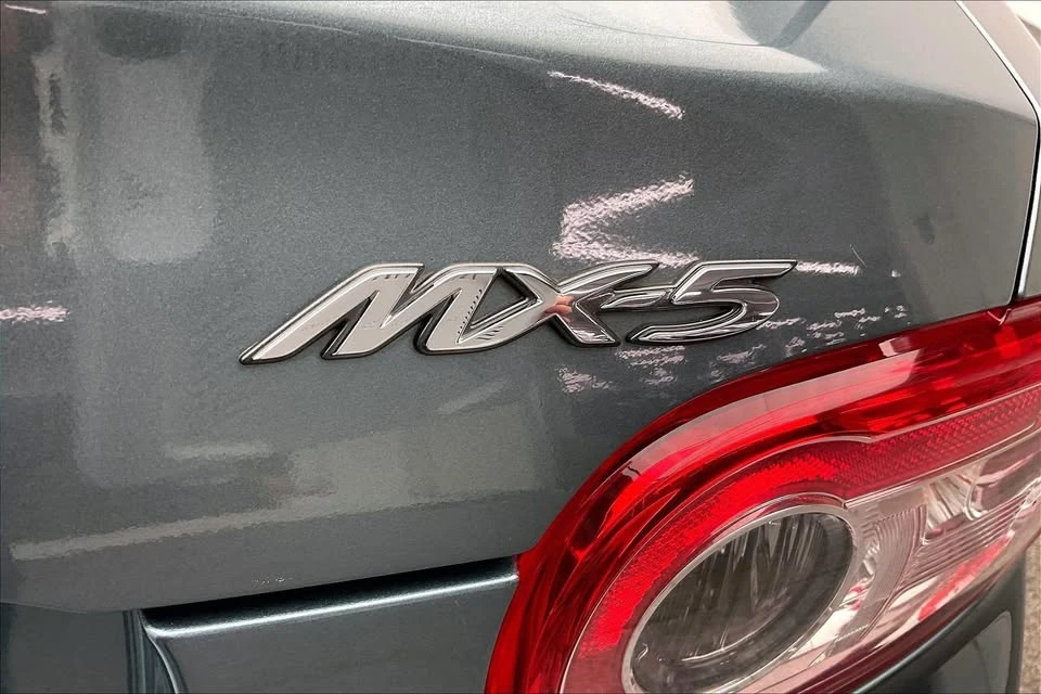 2011 Mazda NC MX-5 Miata - Image 16 of 20