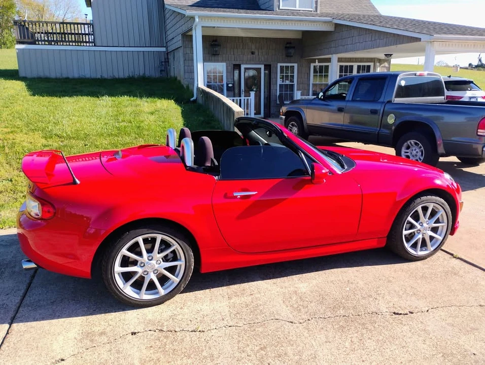 2011 Mazda NC MX-5 Miata - Image 4 of 6
