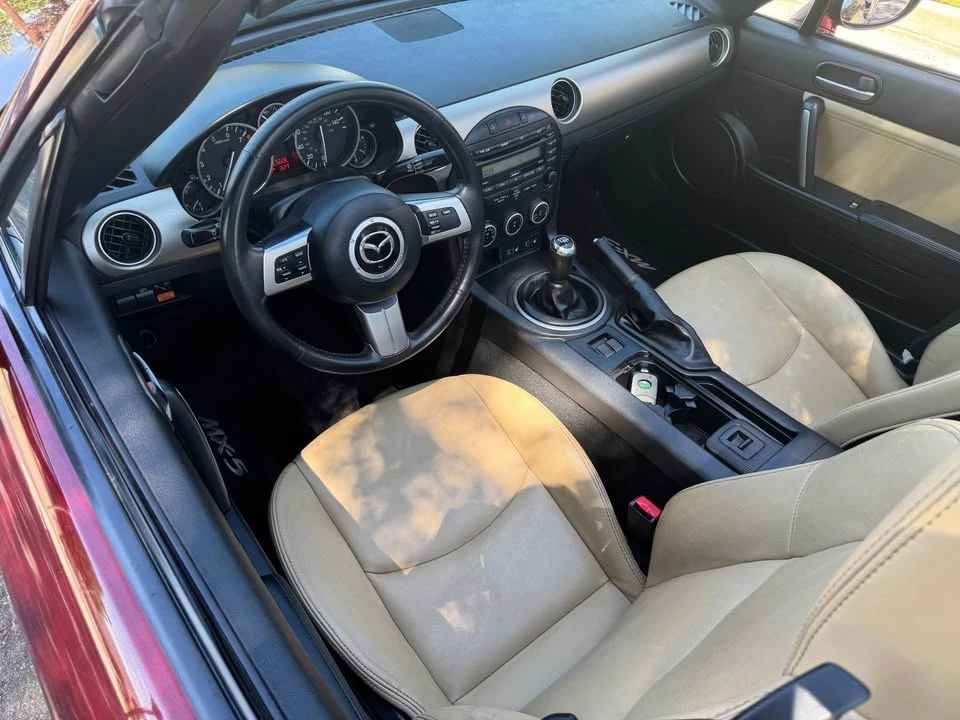 2011 Mazda NC MX-5 Miata - Image 16 of 20