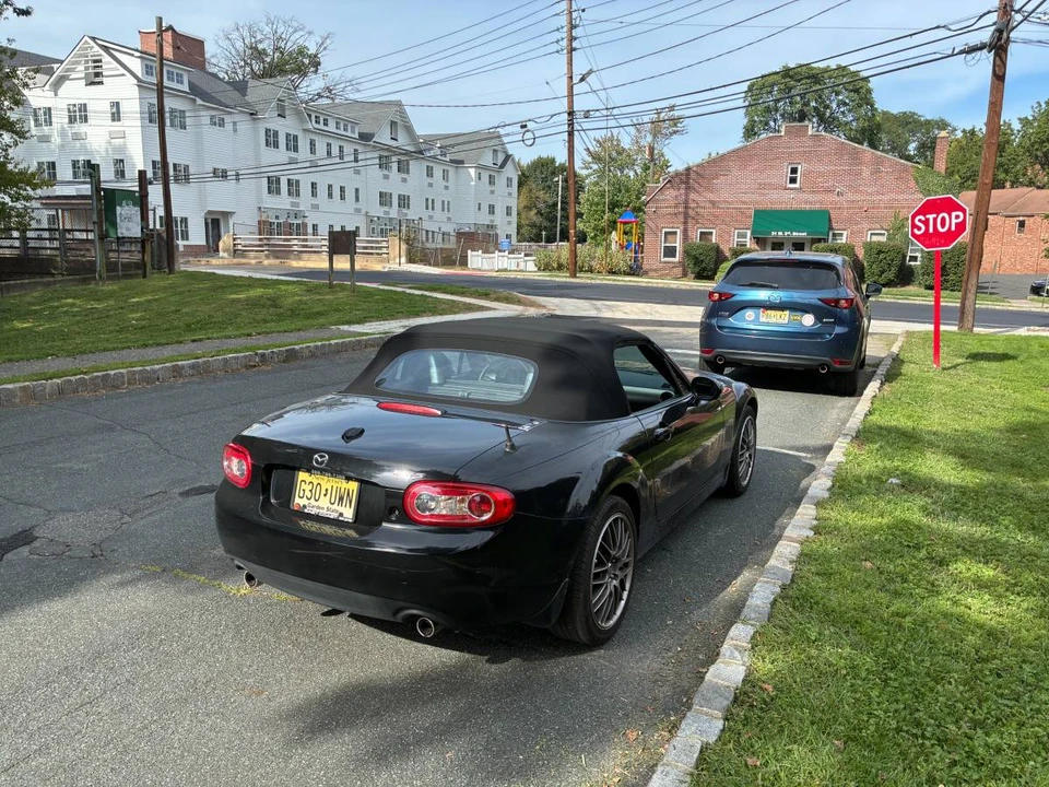 2011 Mazda NC MX-5 Miata - Image 5 of 7