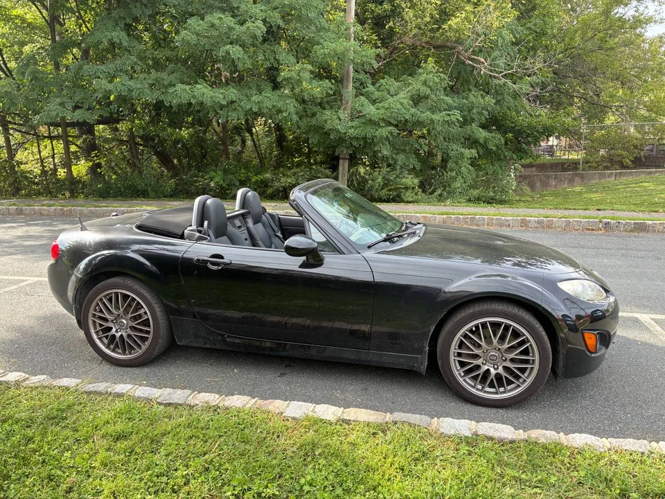 2011 Mazda NC MX-5 Miata - Image 2 of 7