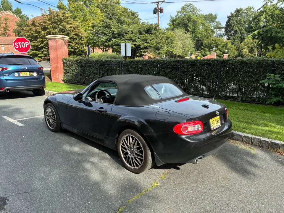 2011 Mazda NC MX-5 Miata - Image 3 of 7