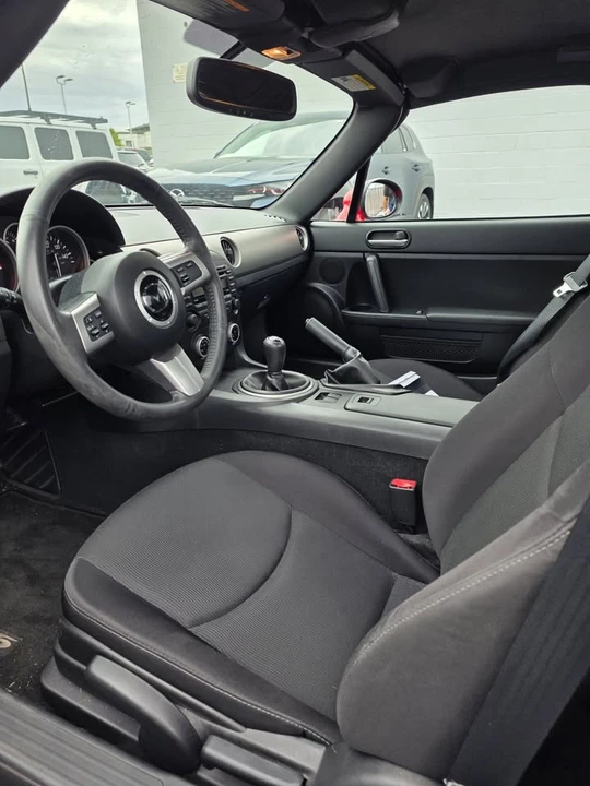 2011 Mazda NC MX-5 Miata - Image 7 of 8