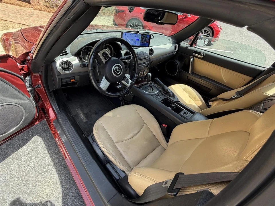 2011 Mazda NC MX-5 Miata - Image 6 of 10