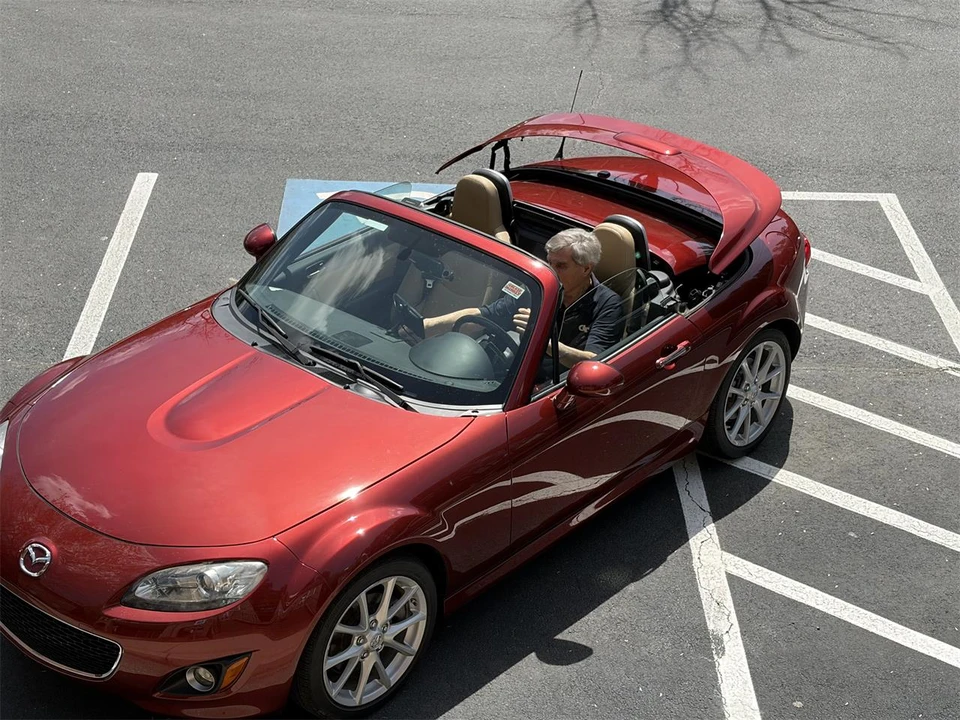 2011 Mazda NC MX-5 Miata - Image 3 of 10
