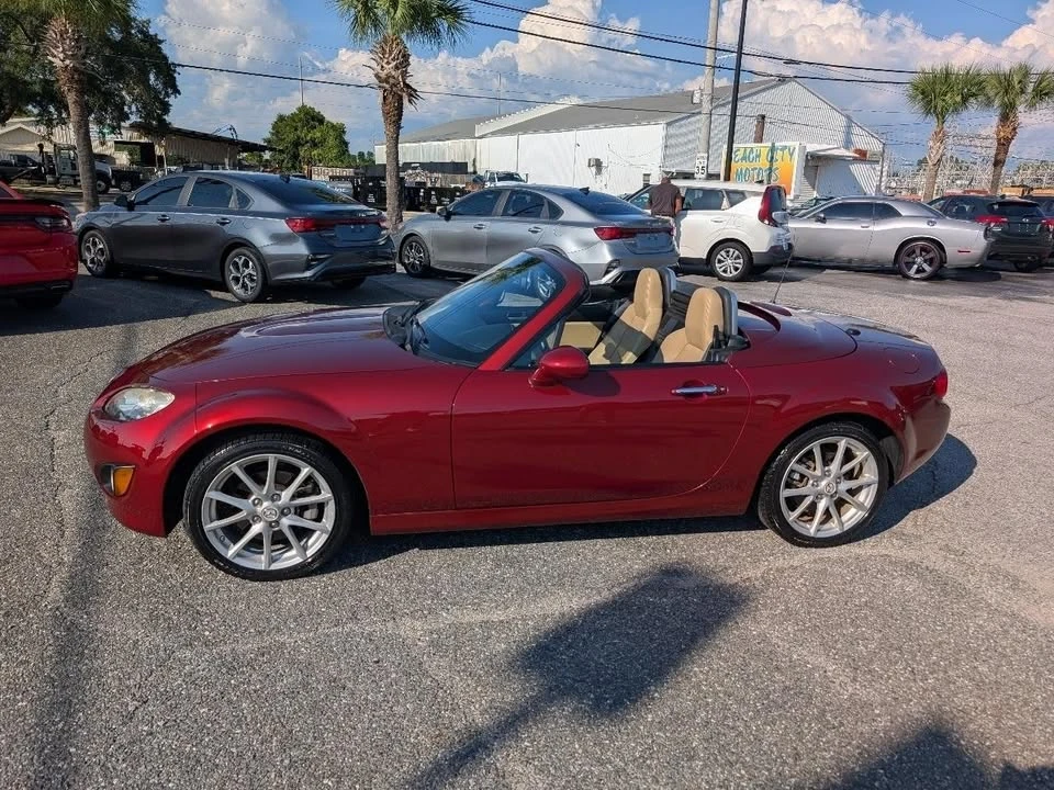 2011 Mazda NC MX-5 Miata - Image 3 of 4