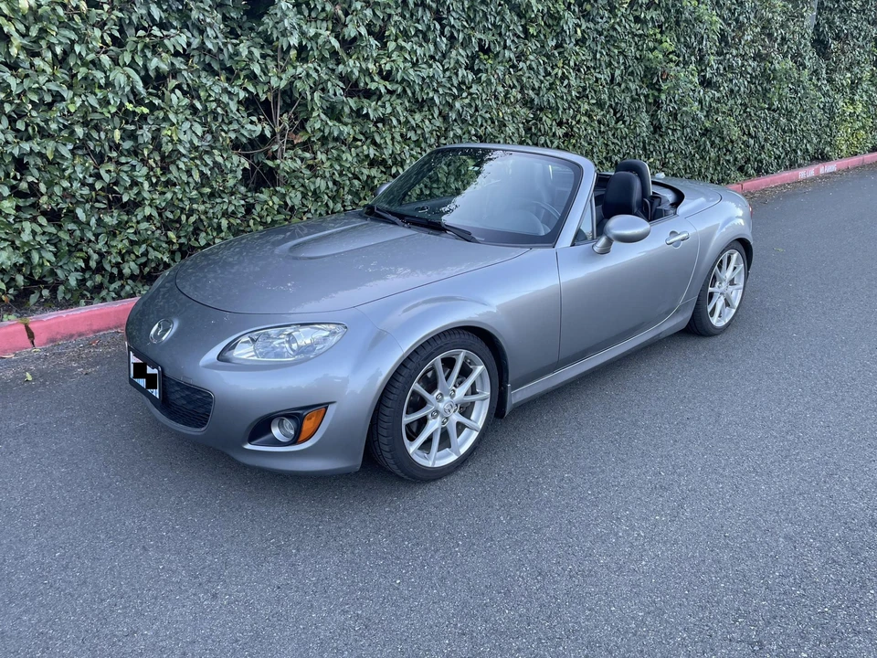 2011 Mazda NC MX-5 Miata - Image 2 of 31