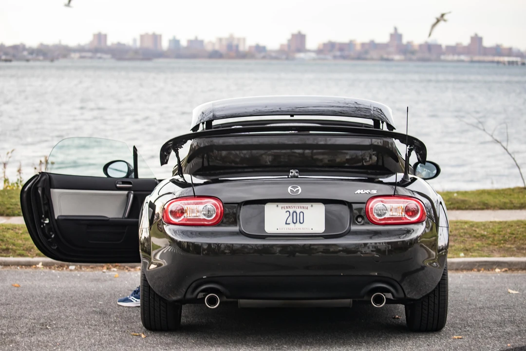 2011 Mazda NC MX-5 Miata - Image 14 of 31