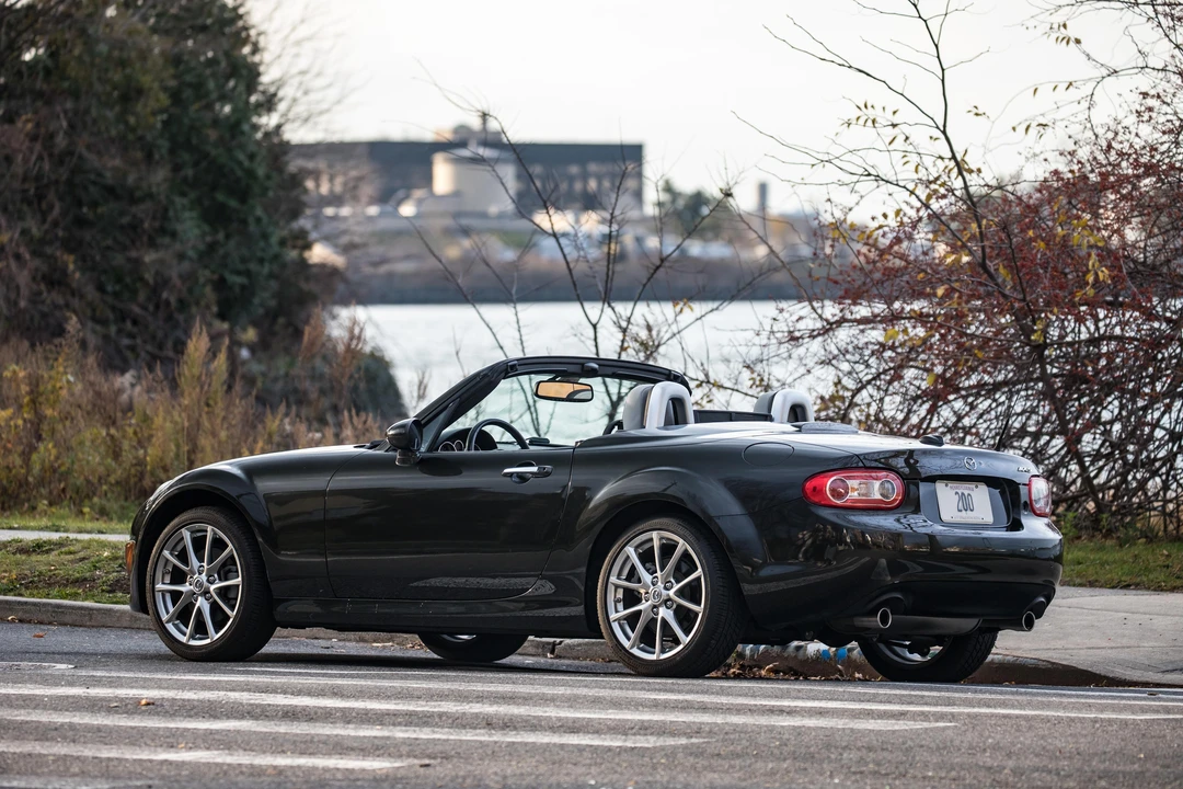2011 Mazda NC MX-5 Miata - Image 12 of 31