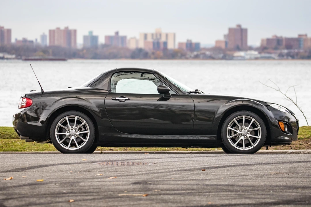 2011 Mazda NC MX-5 Miata - Image 3 of 31