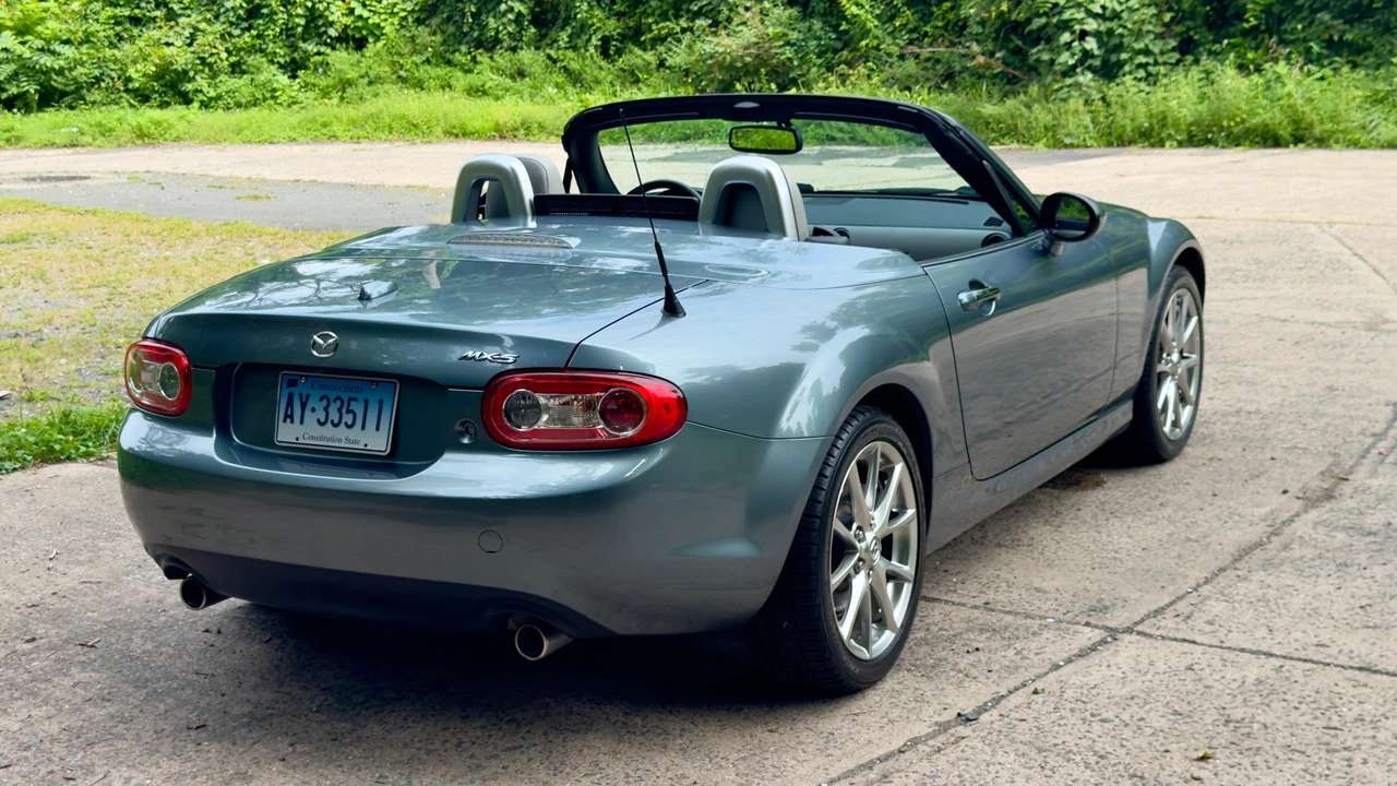 2011 Mazda NC MX-5 Miata - Image 22 of 31
