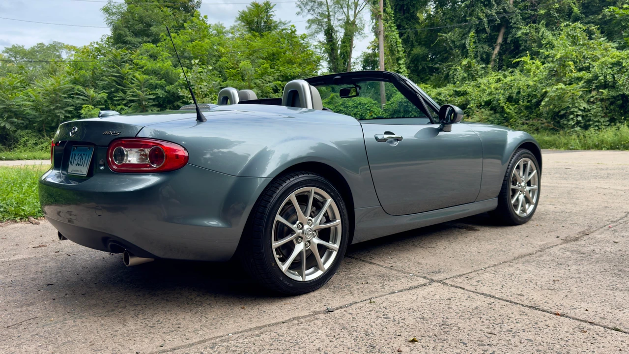 2011 Mazda NC MX-5 Miata - Image 23 of 31