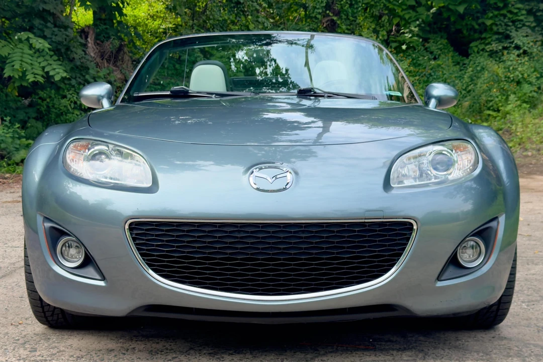 2011 Mazda NC MX-5 Miata - Image 2 of 31