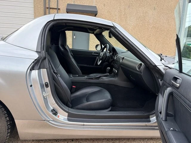 2011 Mazda NC MX-5 Miata - Image 28 of 31