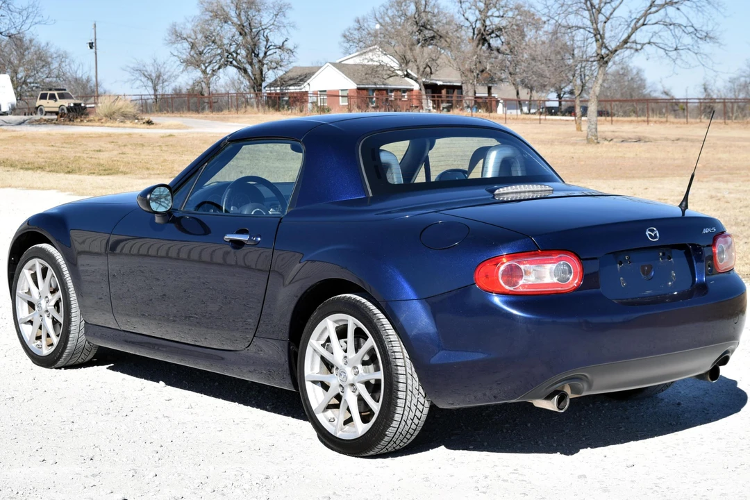 2011 Mazda NC MX-5 Miata - Image 4 of 5