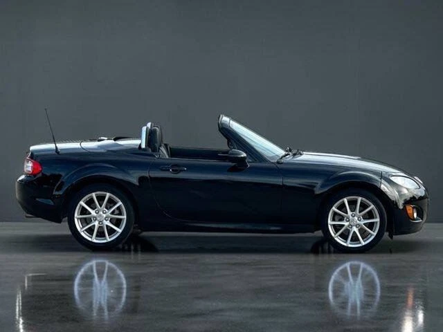2011 Mazda NC MX-5 Miata - Image 13 of 20