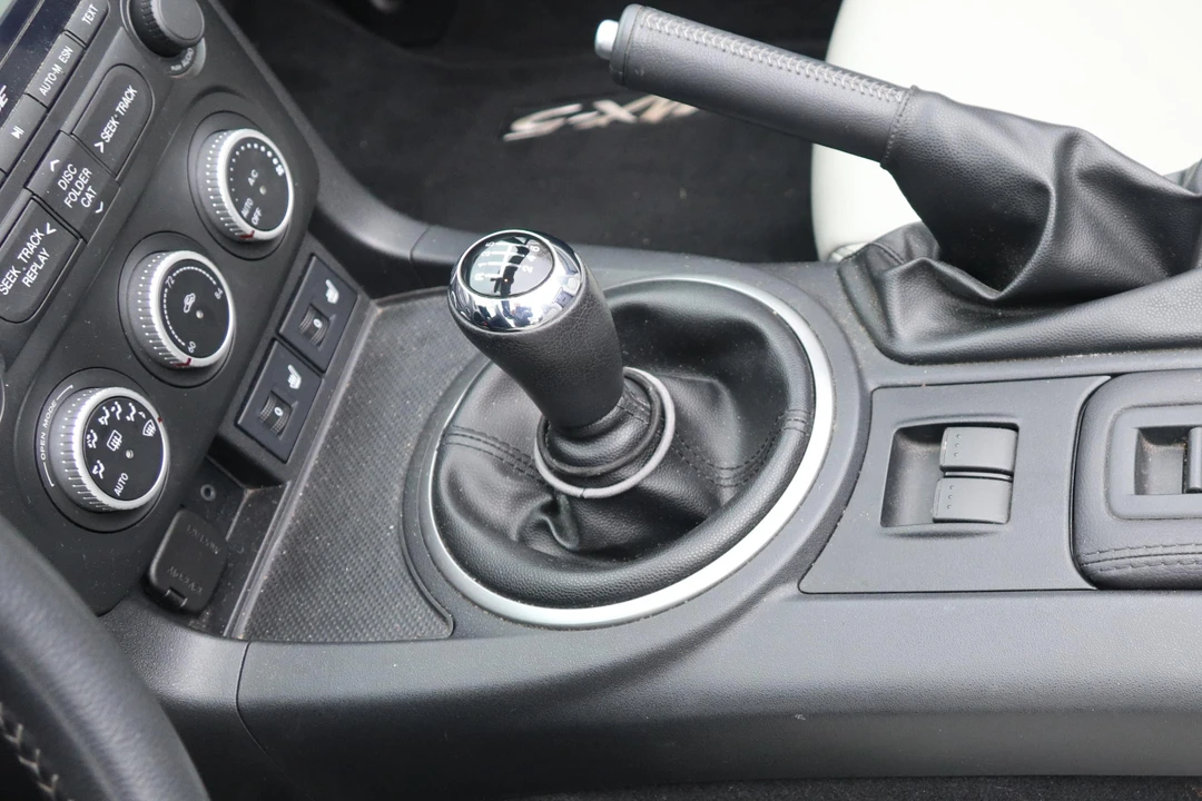 2011 Mazda NC MX-5 Miata - Image 8 of 9