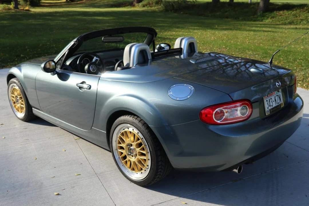 2011 Mazda NC MX-5 Miata - Image 4 of 9
