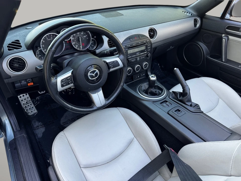 2011 Mazda NC MX-5 Miata - Image 16 of 27
