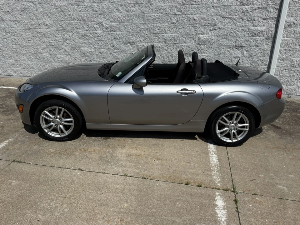 2011 Mazda NC MX-5 Miata - Image 2 of 8