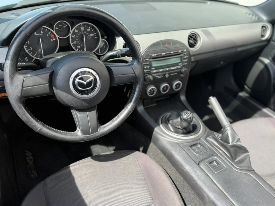 2011 Mazda NC MX-5 Miata - Image 4 of 8