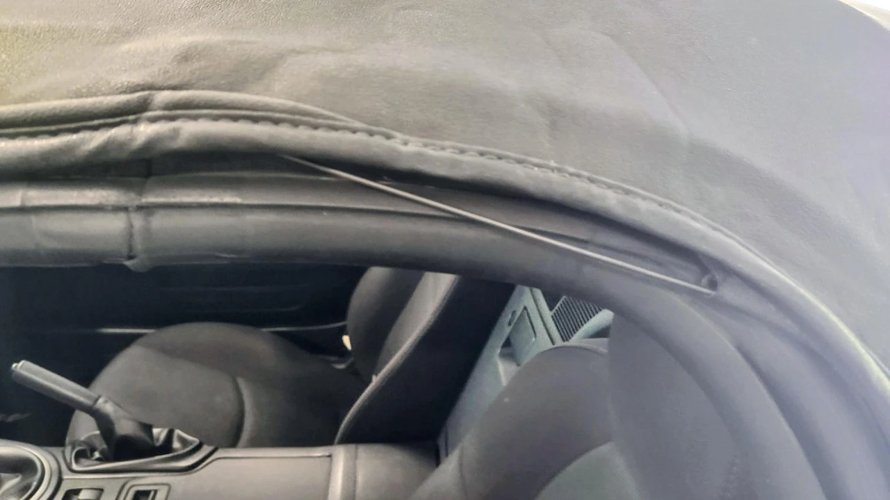 2011 Mazda NC MX-5 Miata - Image 7 of 10