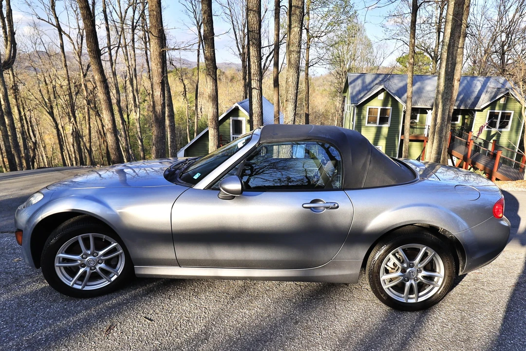 2011 Mazda NC MX-5 Miata - Image 3 of 10