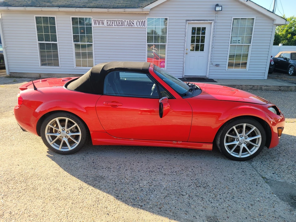 2011 Mazda NC MX-5 Miata - Image 28 of 31