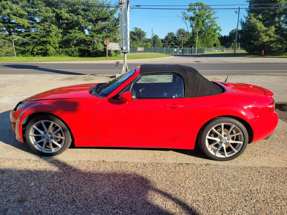 2011 Mazda NC MX-5 Miata - Image 25 of 31