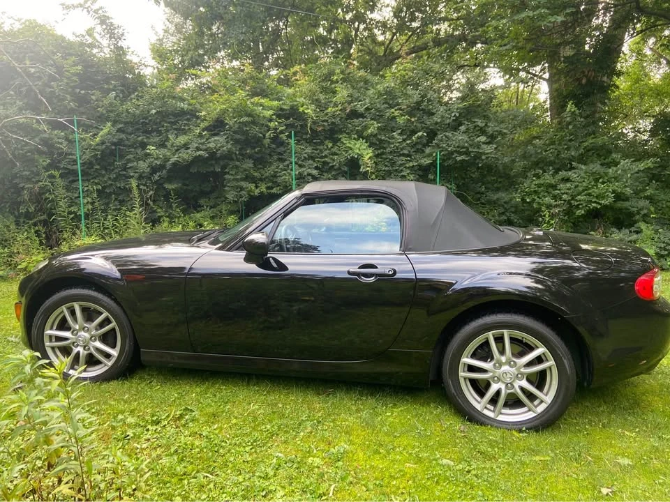 2011 Mazda NC MX-5 Miata - Image 8 of 11