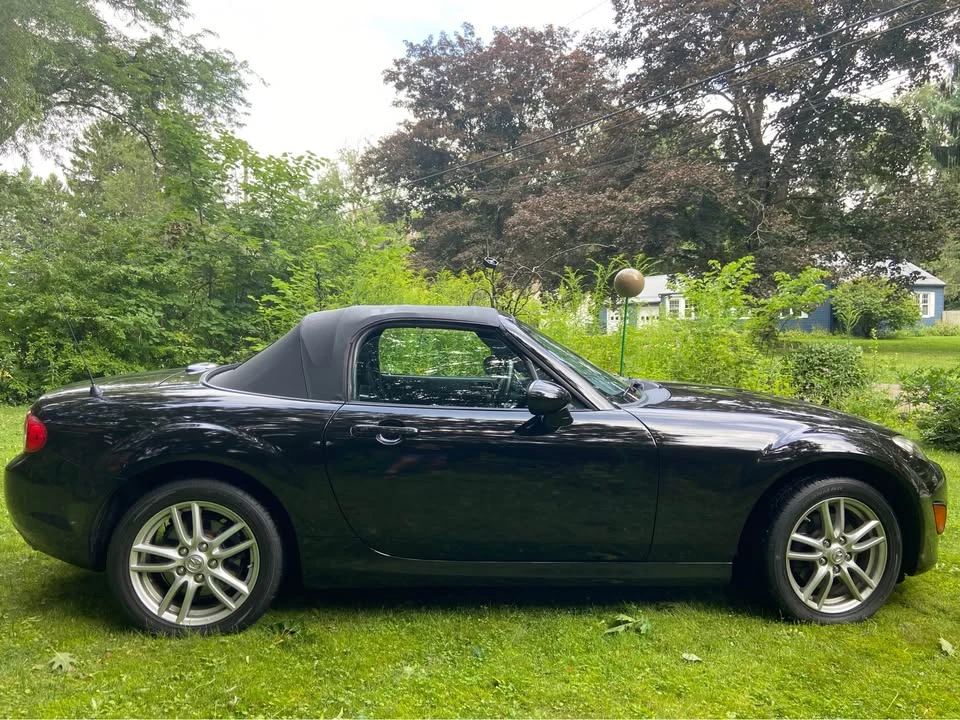 2011 Mazda NC MX-5 Miata - Image 9 of 11