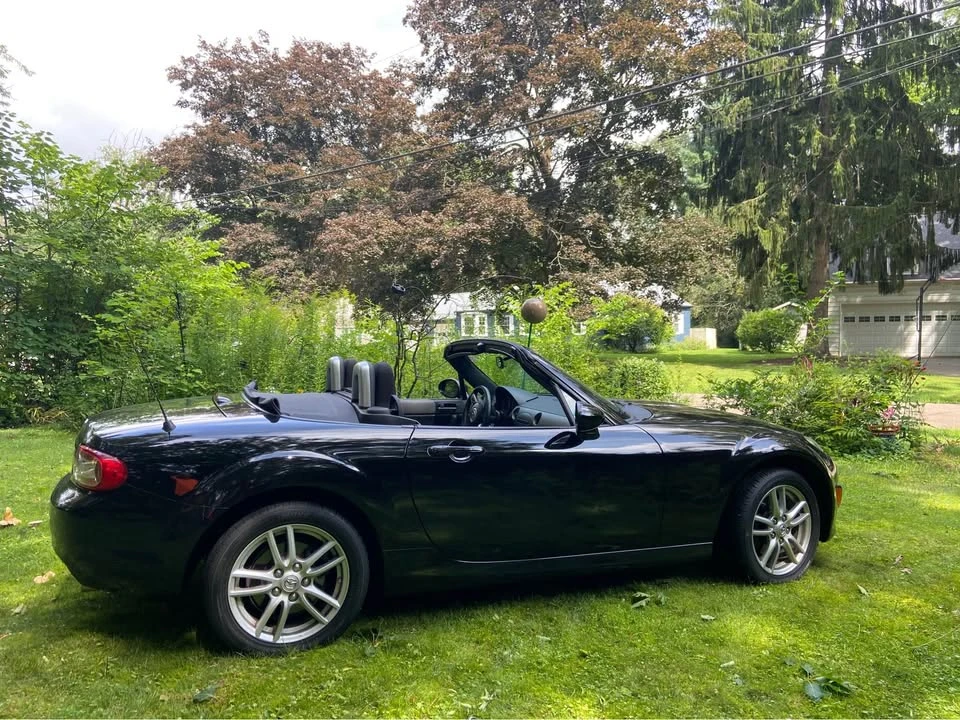 2011 Mazda NC MX-5 Miata - Image 2 of 11