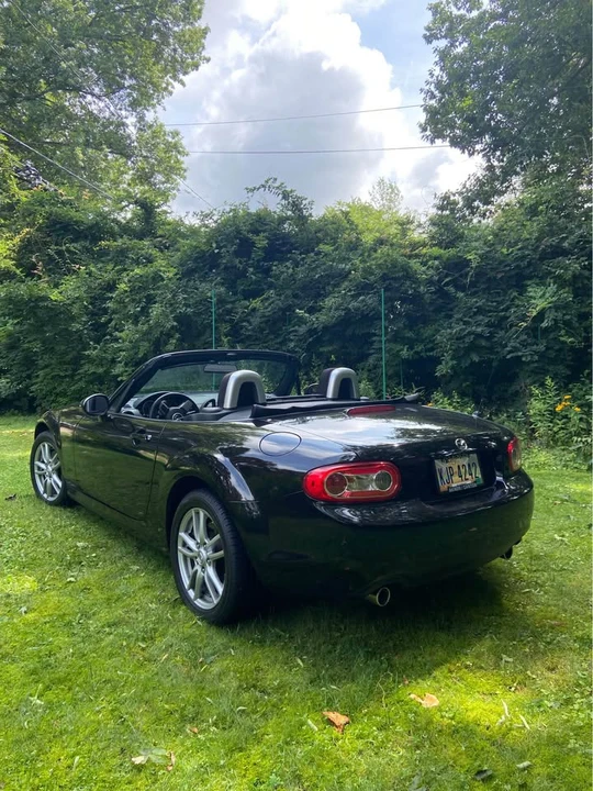 2011 Mazda NC MX-5 Miata - Image 3 of 11