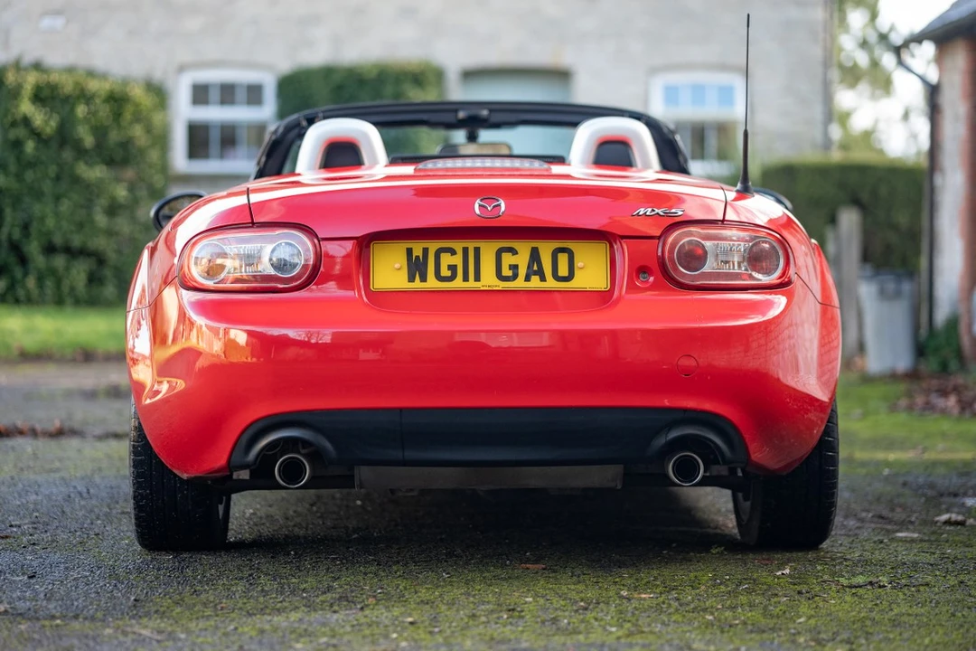 2011 Mazda NC MX-5 Miata - Image 16 of 30