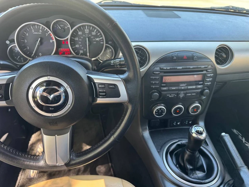 2011 Mazda NC MX-5 Miata - Image 14 of 24