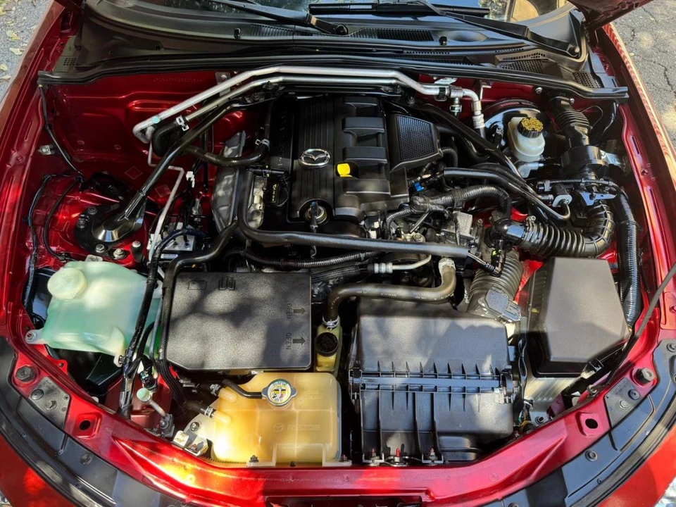 2011 Mazda NC MX-5 Miata - Image 23 of 24