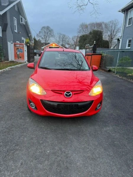 2011 Mazda Mazda 2 2nd Gen - Image 4 of 12