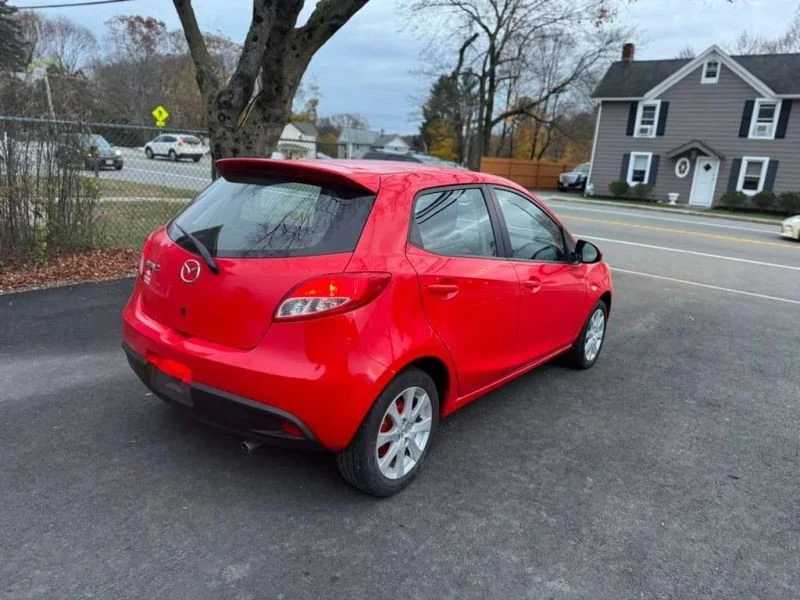 2011 Mazda Mazda 2 2nd Gen - Image 5 of 12