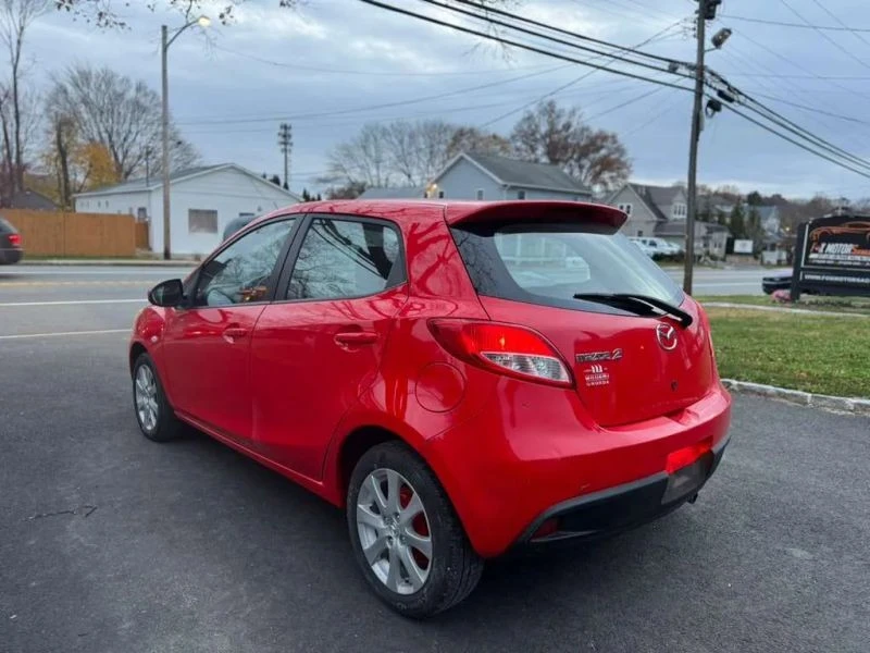 2011 Mazda Mazda 2 2nd Gen - Image 6 of 12